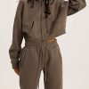 Women Fleece 2 Piece Tracksuits Fall Winter Sweatshirt Jogger Pants Matching Lounge Sets Thick Sweatsuits Pockets